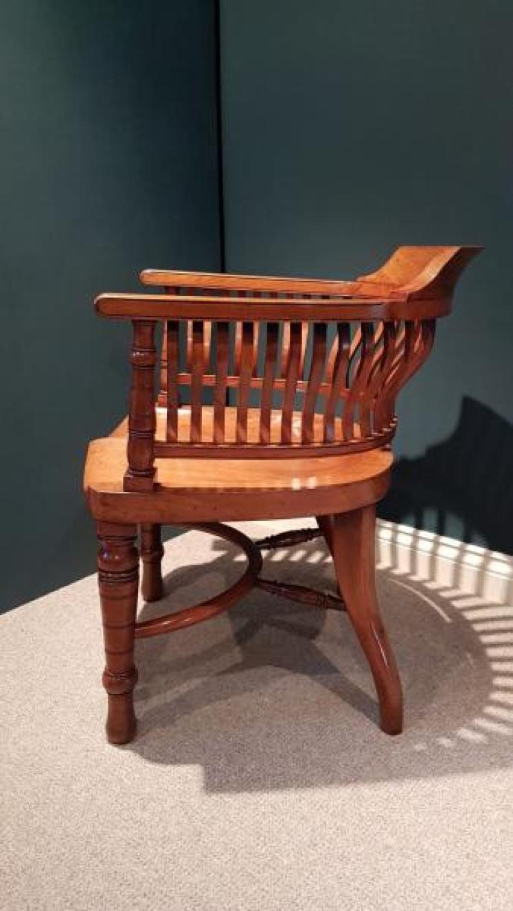 Top Quality Victorian Walnut Desk Chair - Image 4