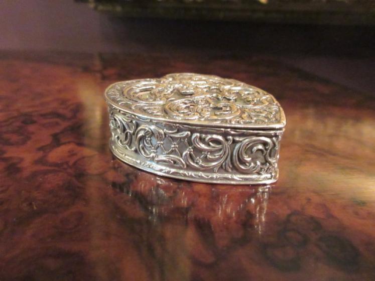 Antique Silver & Mother of Pearl Heart Trinket box - Image 4
