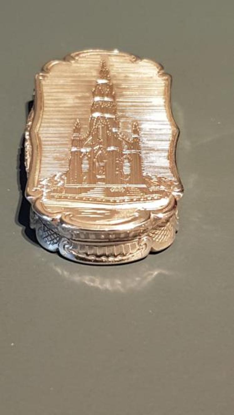 Nathaniel Mills Antique Silver Vinaigrette - Image 1