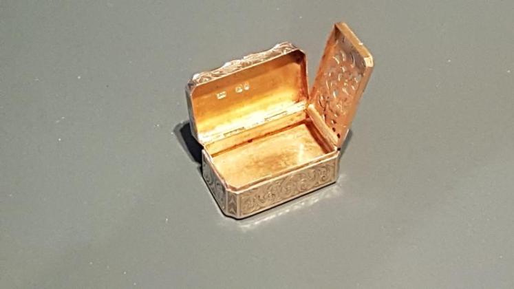 Sampson Mordan Silver Gilt Vinaigrette - Image 3