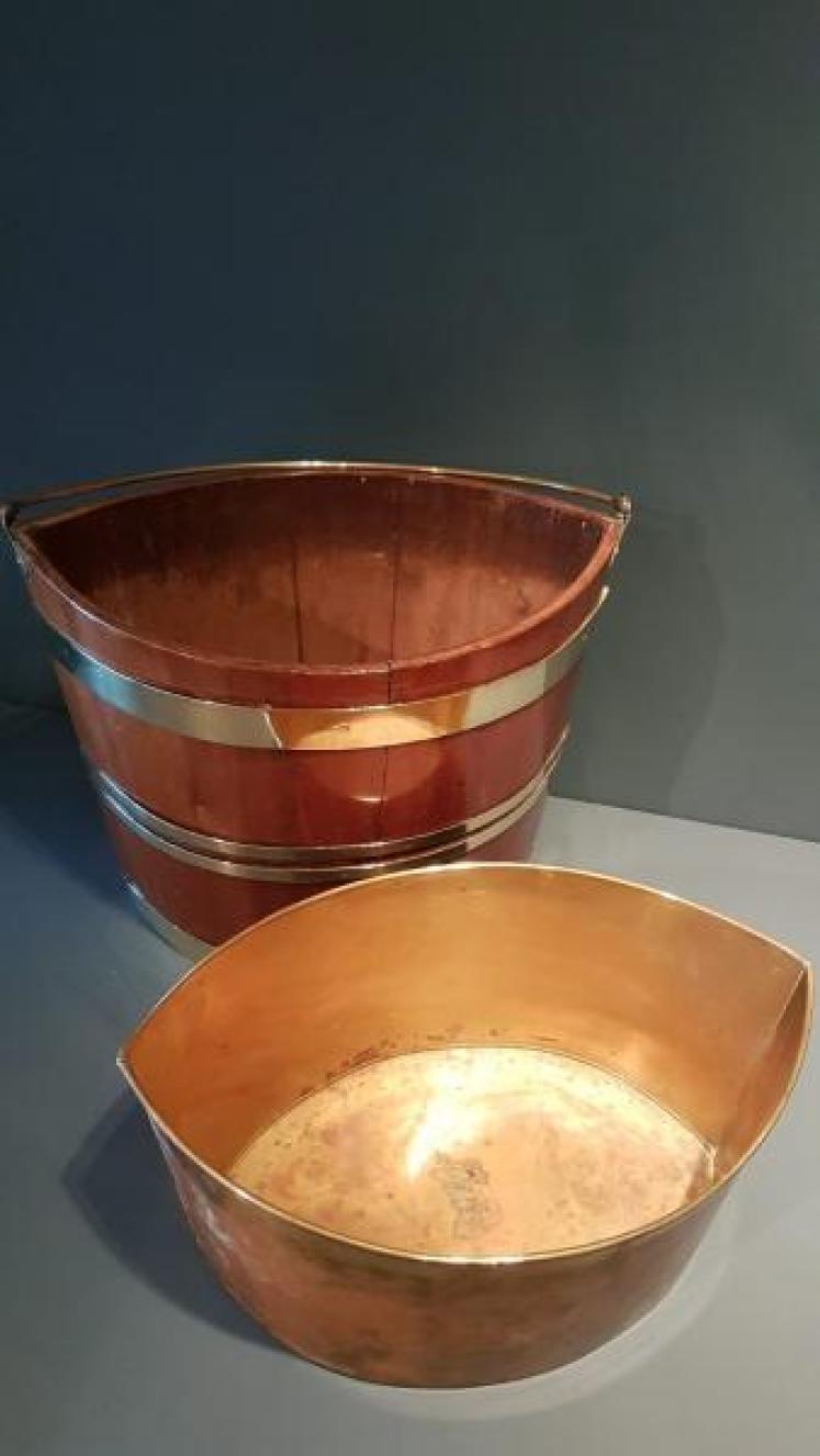 George III Mahogany Peat Bucket - Image 2