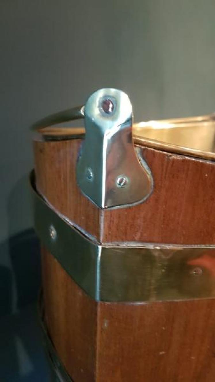 George III Mahogany Peat Bucket - Image 4