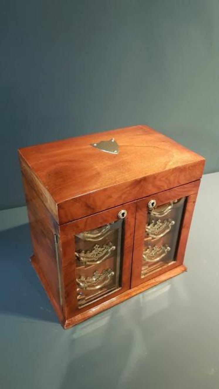 Victorian Figured Walnut Dome Top Jewellery Box - Image 6