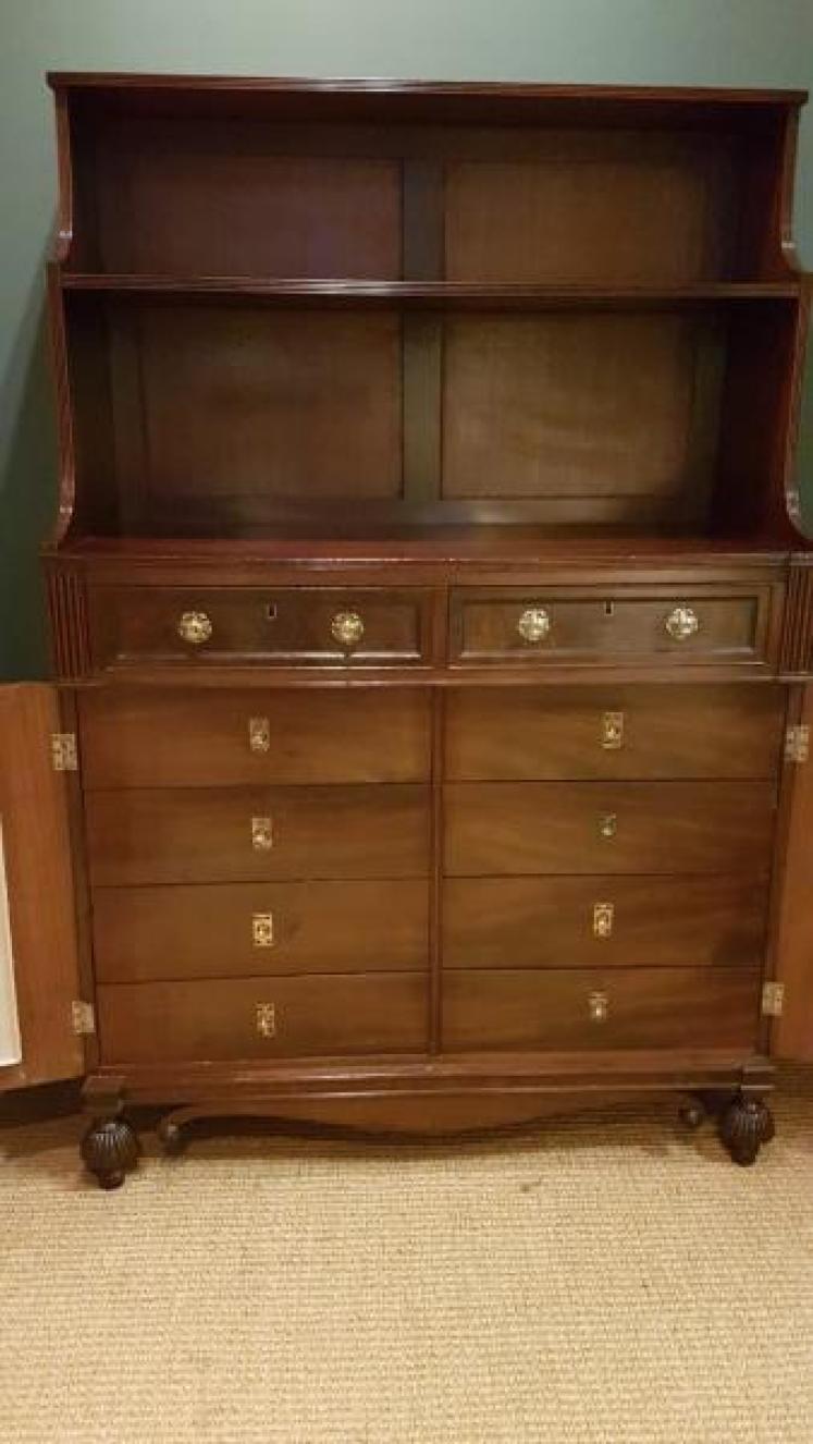 Fine Quality Regency Mahogany Bookcase Cabinet - Image 3