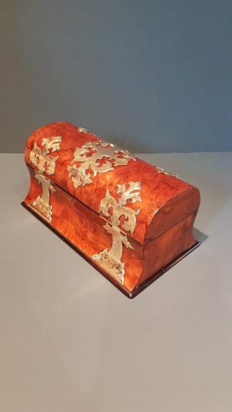 Victorian Burr Walnut Cologne Box - Image 2