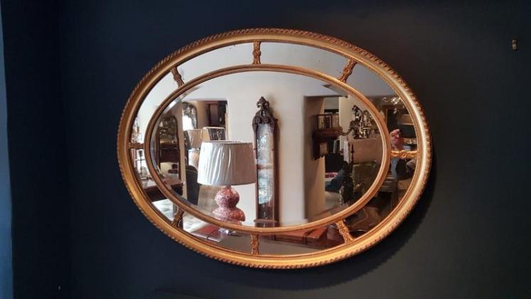 Large Victorian Oval Gilt Segmented Mirror  - Image 2