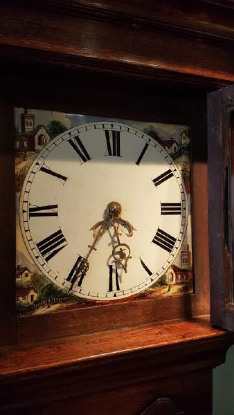 Small George III Oak Cottage Longcase Clock - Image 2
