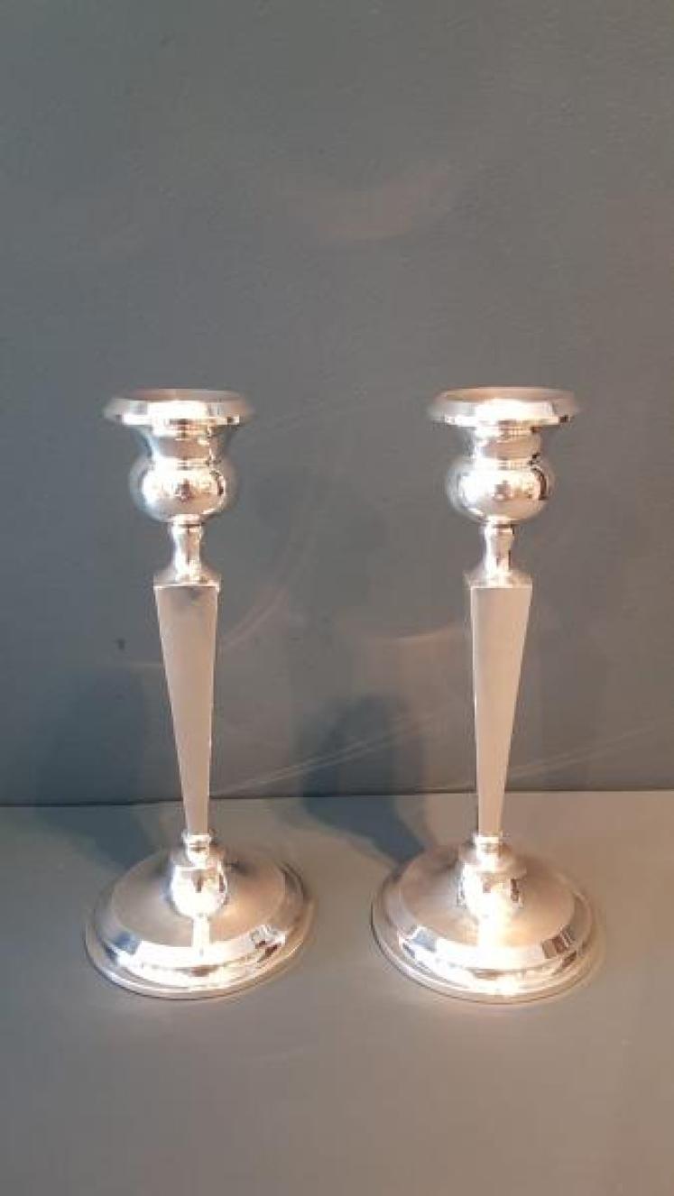 Pair of Edwardian Silver Candlesticks - Image 1