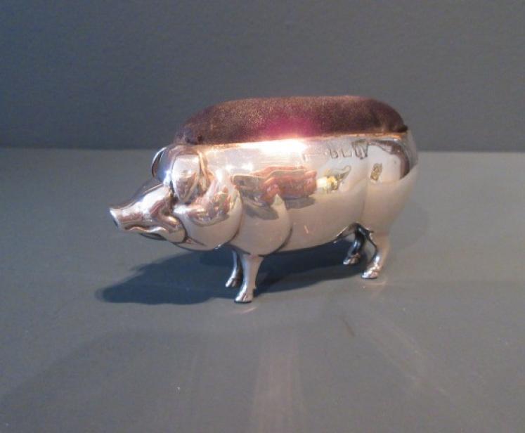 Edwardian Period Silver 'Pig' Pin Cushion - Image 1