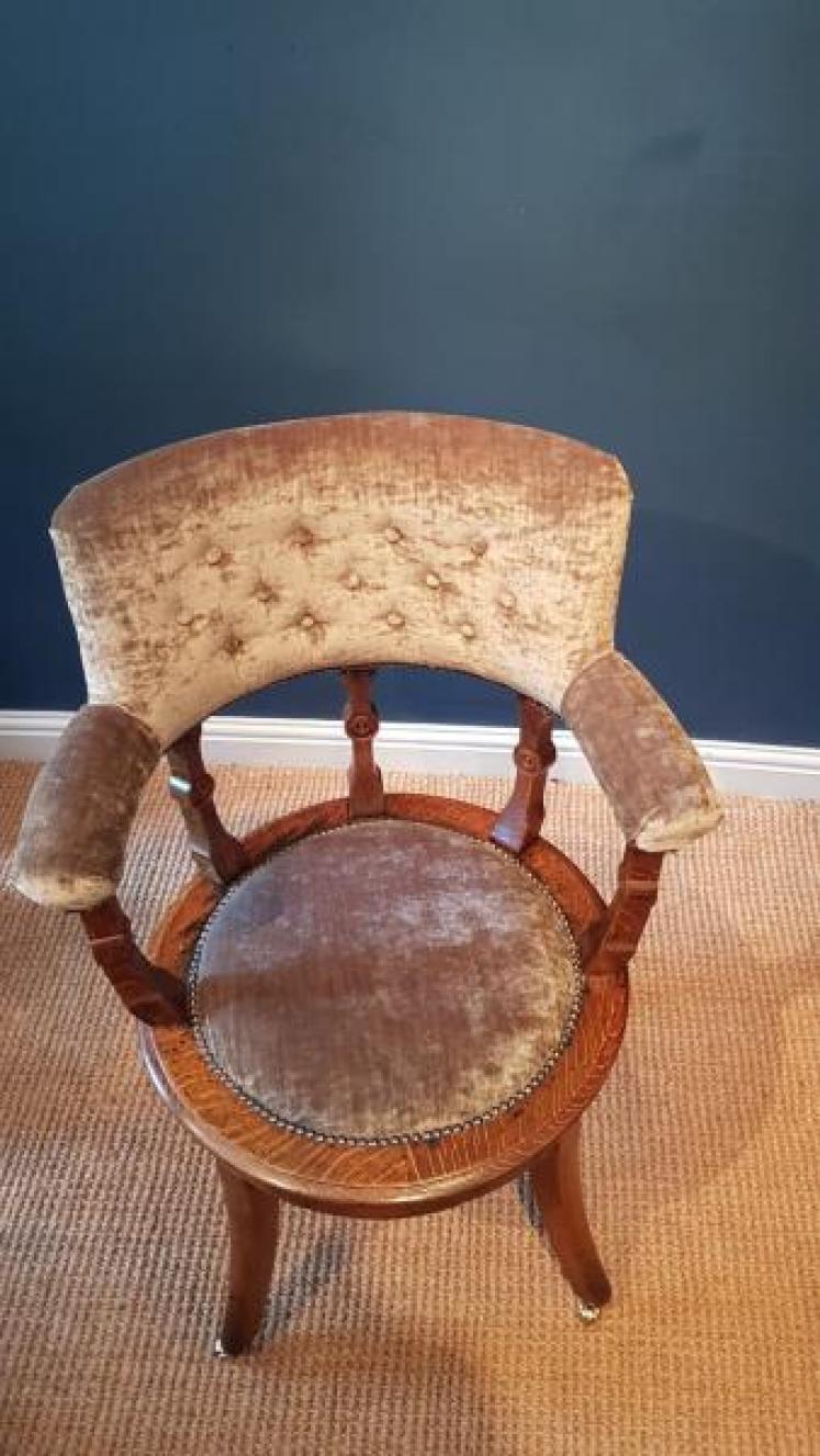 Victorian upholstered Oak Desk Chair - Image 2