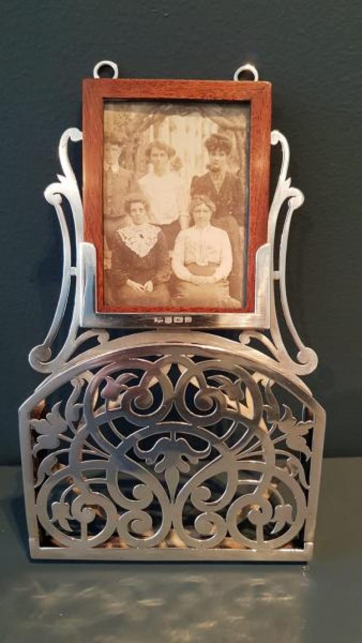 Unusual Edwardian Silver Photo and Note Holder - Image 1