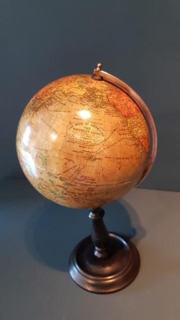 1920's Paper Mache Waverley  Globe - Image 6