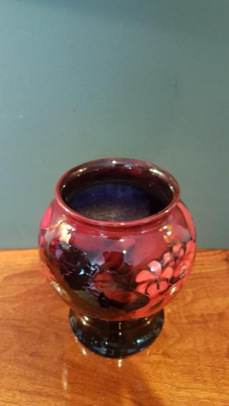 Superb Moorcroft Slipper Orchid Flambe Vase - Image 2
