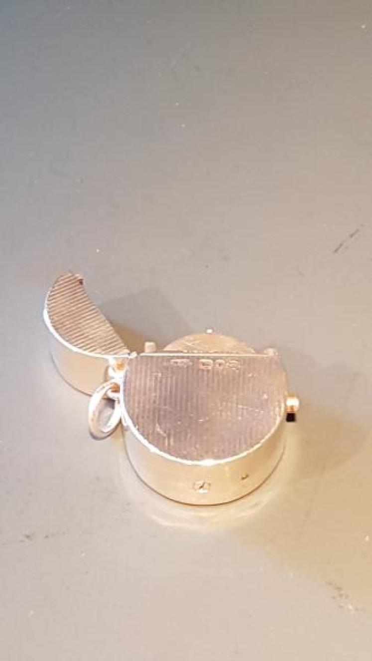 Unusual Victorian Patent Sovereign Box - Image 6