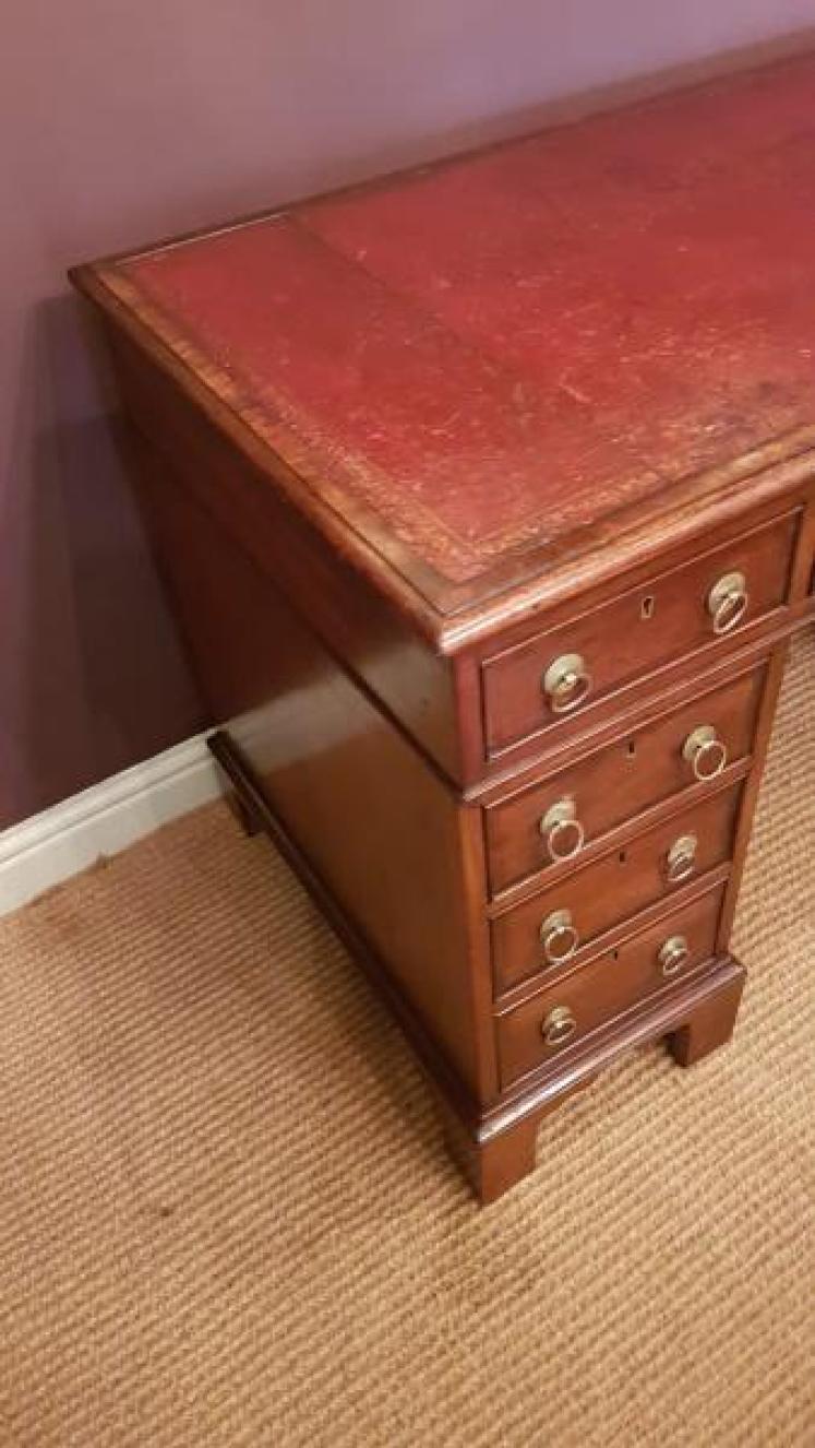 Regency Period Mahogany Pedestal Desk - Image 3