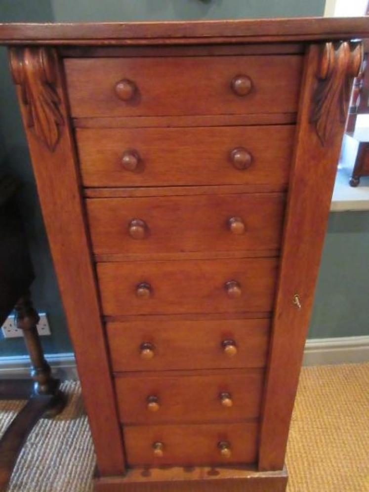 Mid Victorian Polished Oak Wellington Chest - Image 2