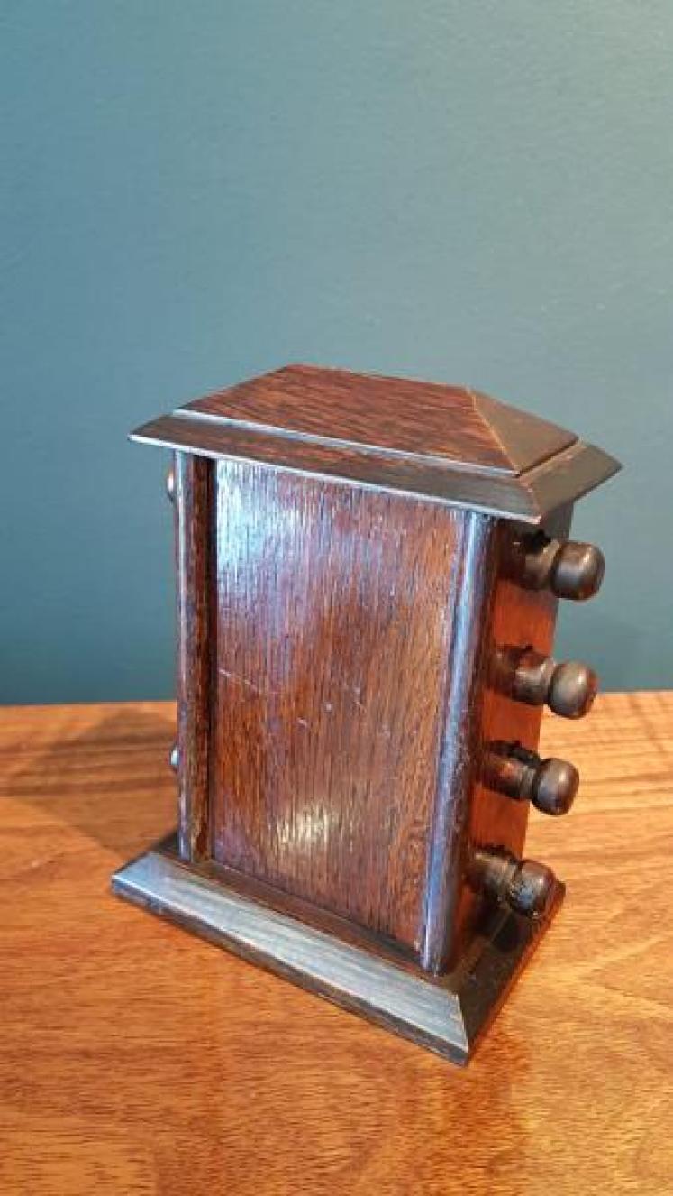 Edwardian Oak Perpetual Desk Calendar - Image 4