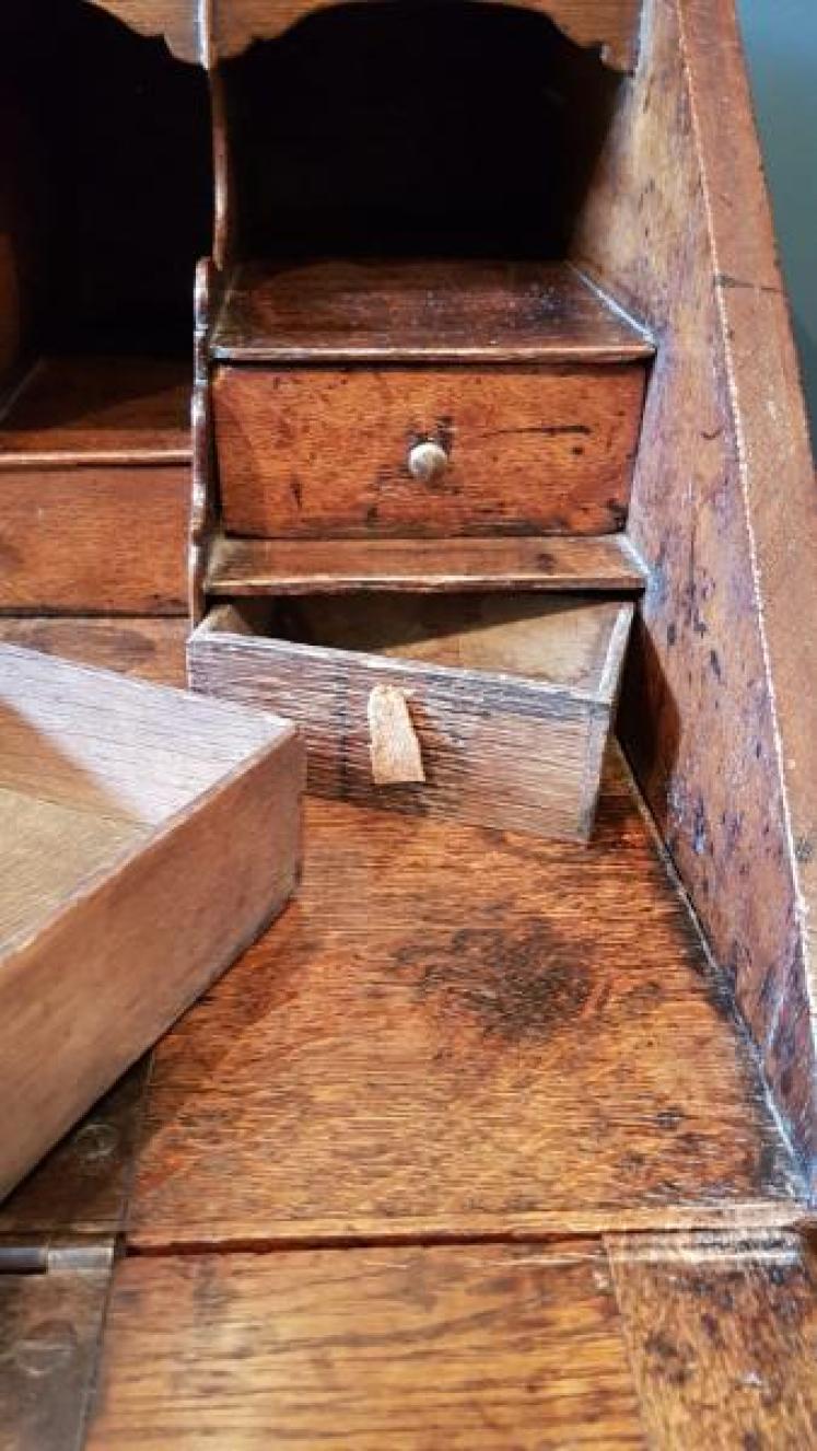 Superb Original Small George II Oak Bureau  - Image 4