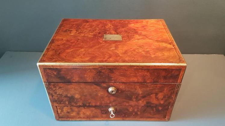 Superb Victorian Walnut and Silver Travelling Box - Image 7