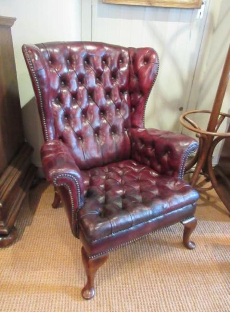 Antique Leather Chesterfield Wing Armchair - Image 1