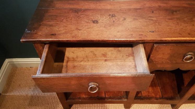 Superb George II Oak Dresser  - Image 6