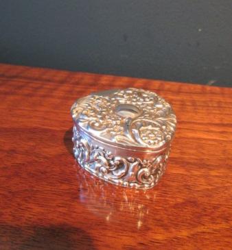 Edwardian Period Silver Heart Shaped Trinket Box