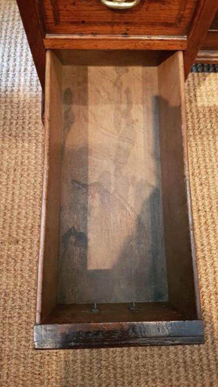 Rare Antique George II Oak Kneehole Desk - Image 5