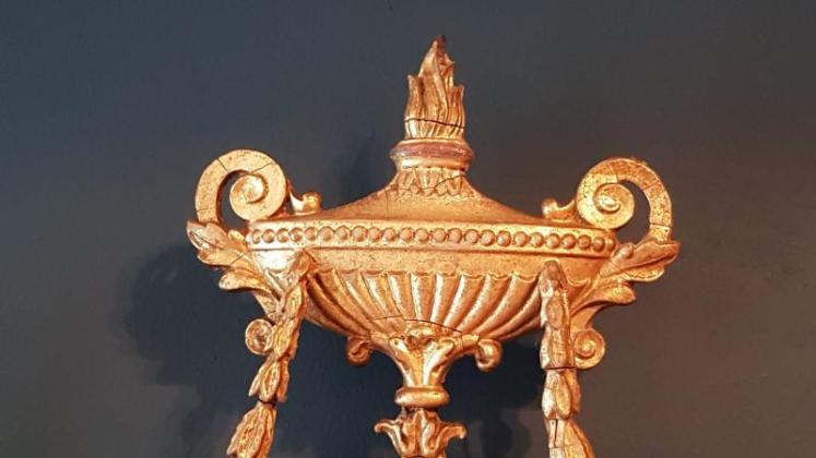 Superb Victorian Adams Style Mirror - Image 3