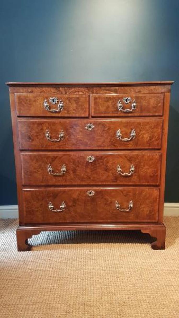 Superb Quality Victorian Burr Walnut Chest of Drawers - Image 2