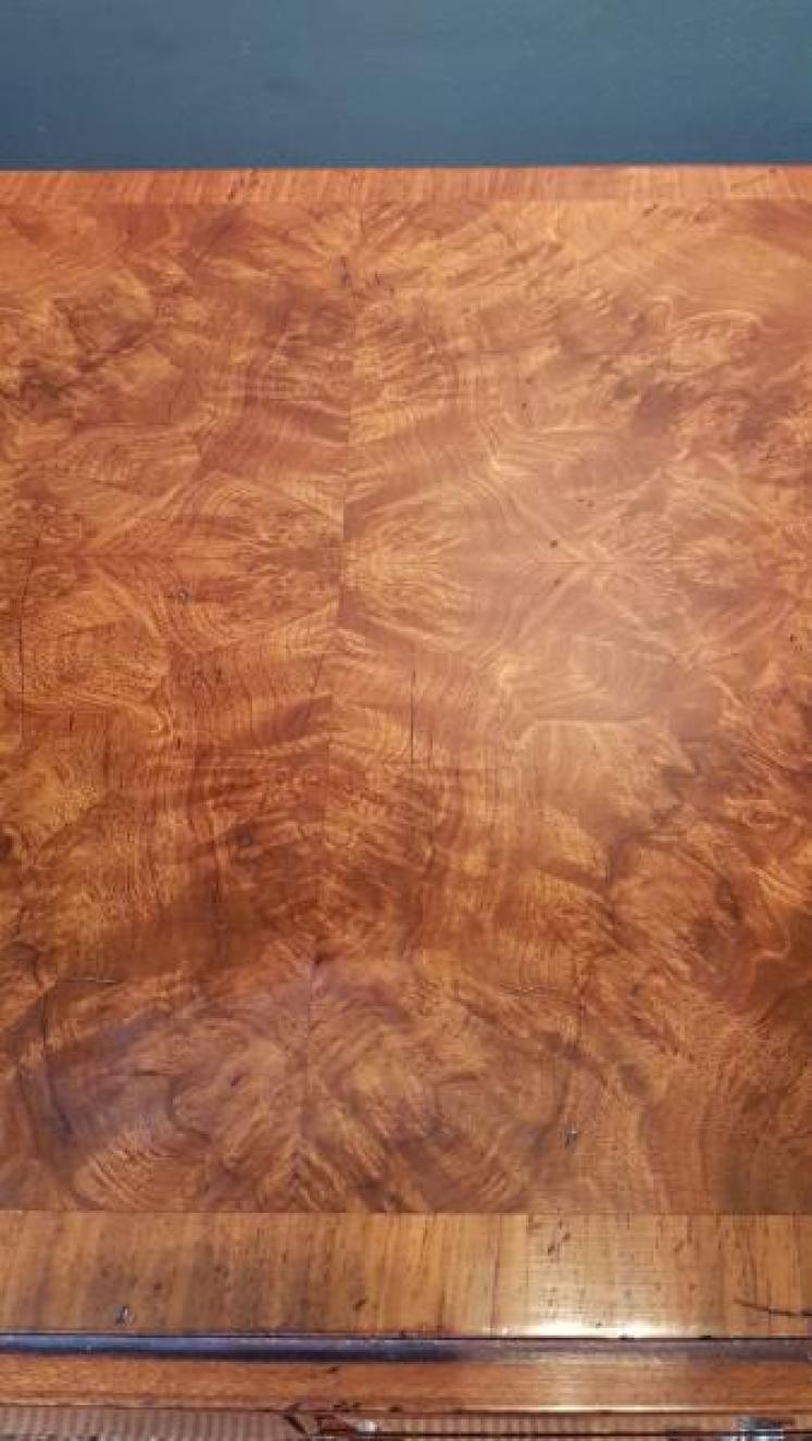 Superb Quality Victorian Burr Walnut Chest of Drawers - Image 3