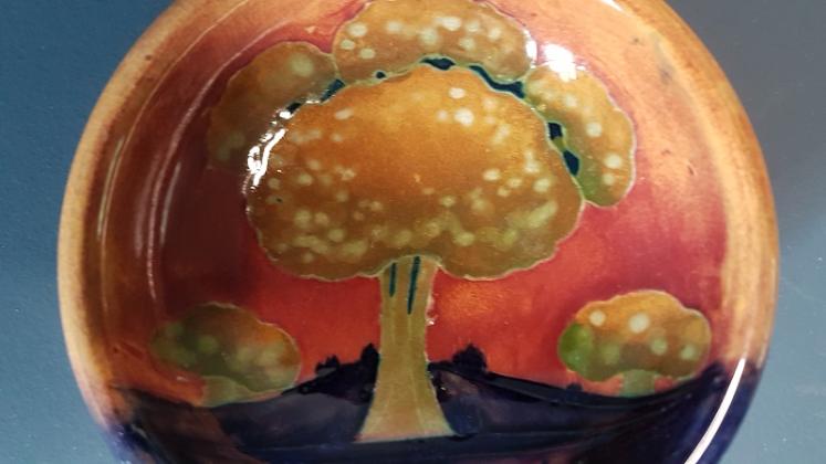Small Moorcroft Eventide Bowl - Image 2