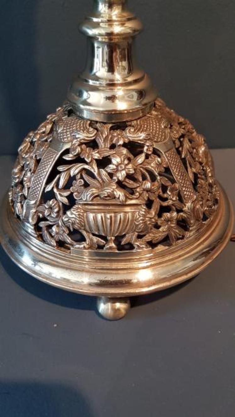 Victorian Cast Brass Lamp Base - Image 5