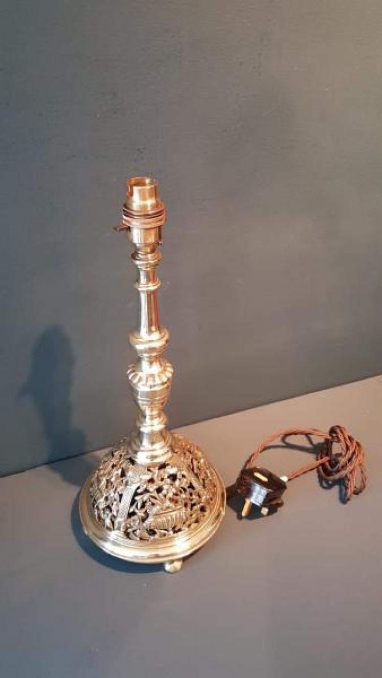 Victorian Cast Brass Lamp Base - Image 6