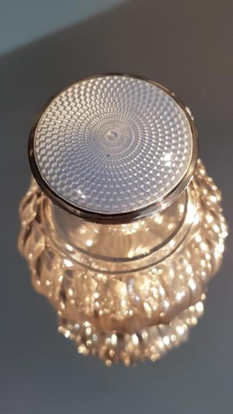 Antique Silver and Enamel Topped Scent Bottle - Image 3
