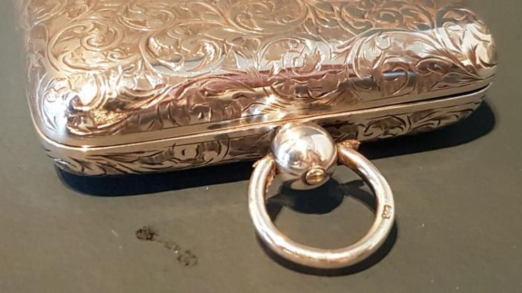 Rare Edwardian Silver Quadruple Sovereign Case - Image 3