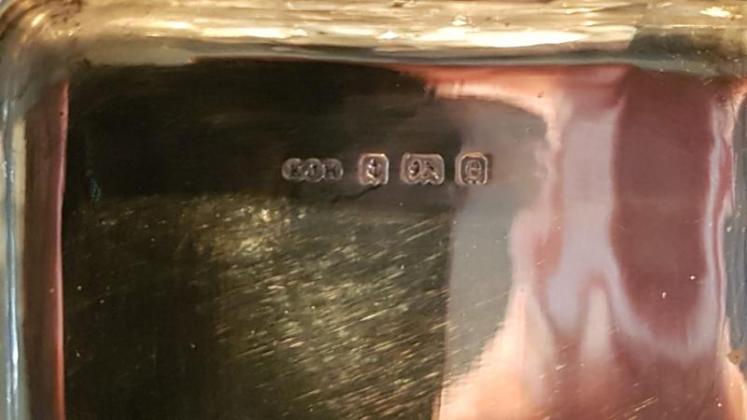 Rare Edwardian Silver Quadruple Sovereign Case - Image 4
