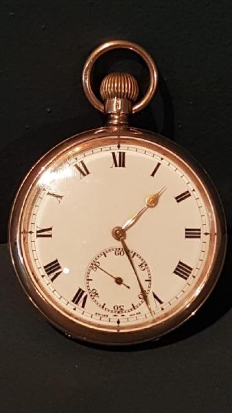 Antique 9ct Gold Swiss Pocket Watch - Image 1
