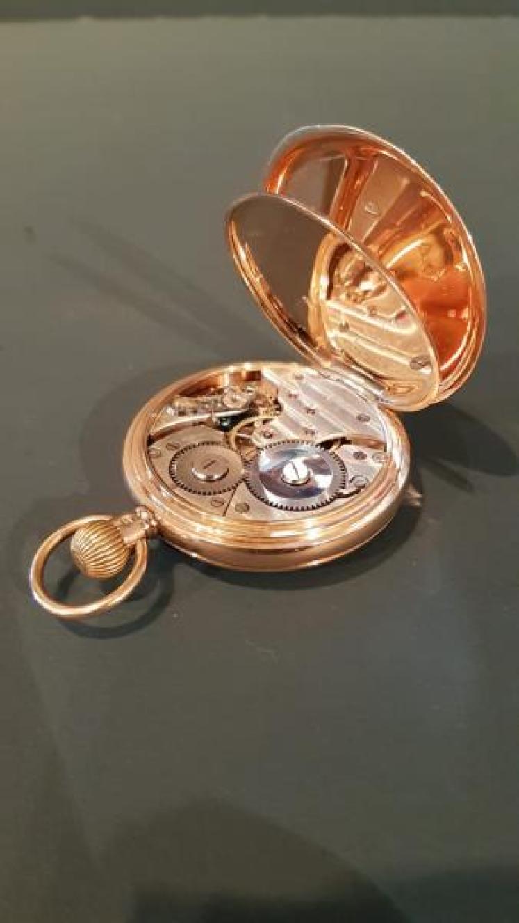 Antique 9ct Gold Swiss Pocket Watch - Image 4