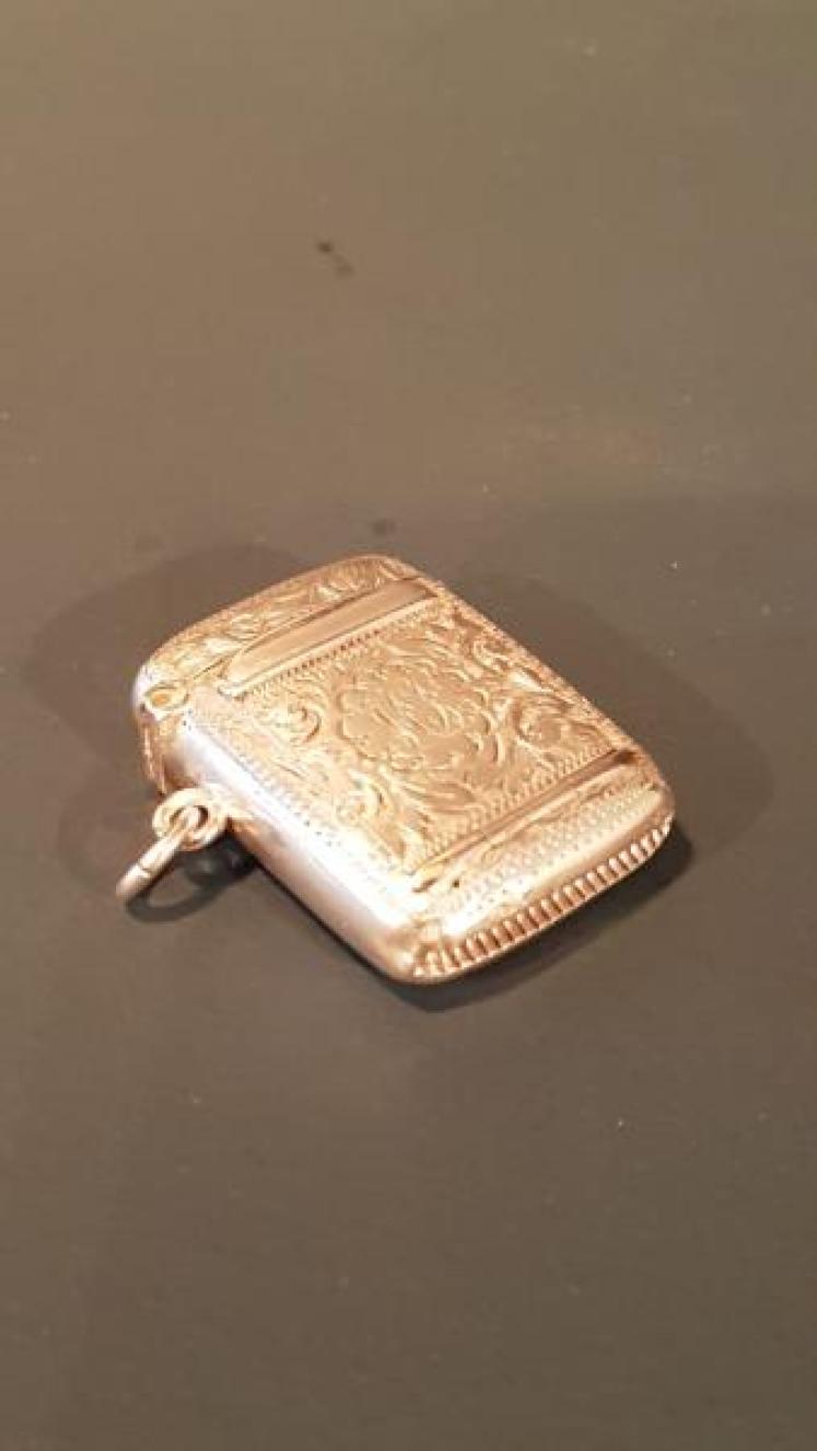 Silver Vesta and Stamp Case - Image 4