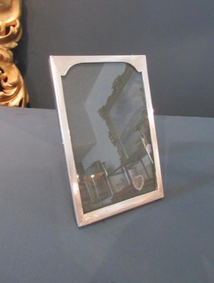 George V Period Silver Engraved Photo Frame - Image 1