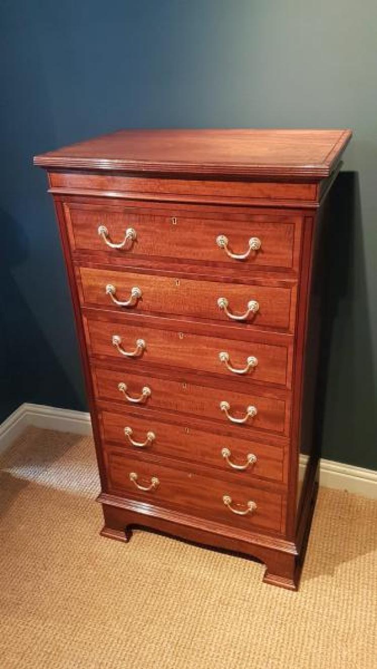Fine Quality Victorian Mahogany Secretaire Tallboy Chest - Image 2