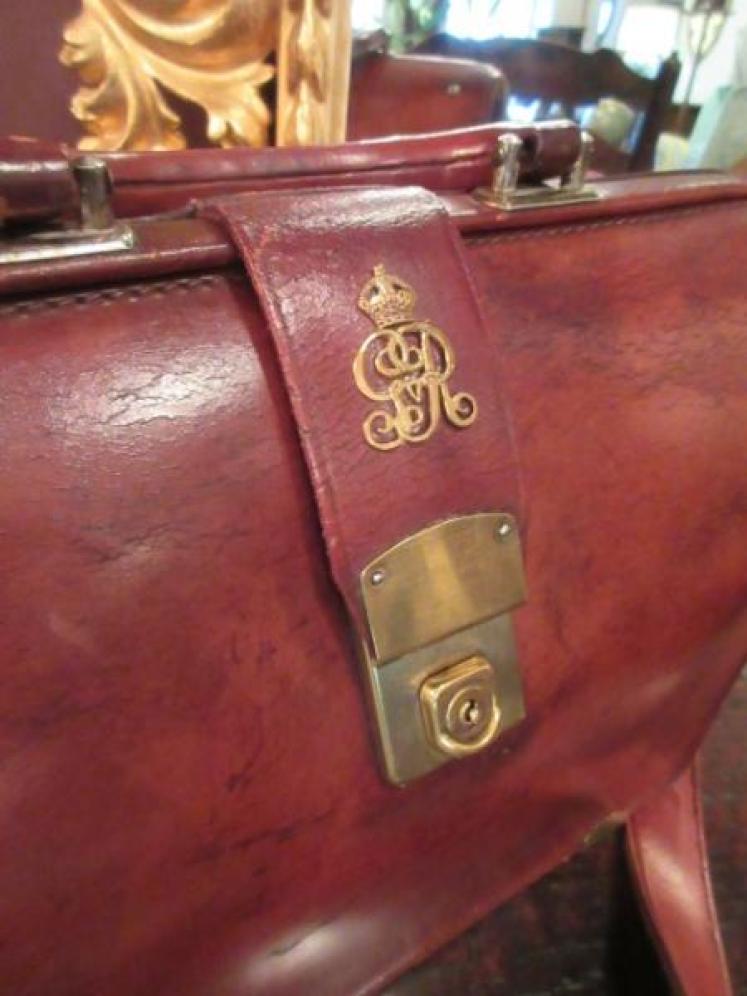 George V Period Leather Ministerial Briefcase - Image 2