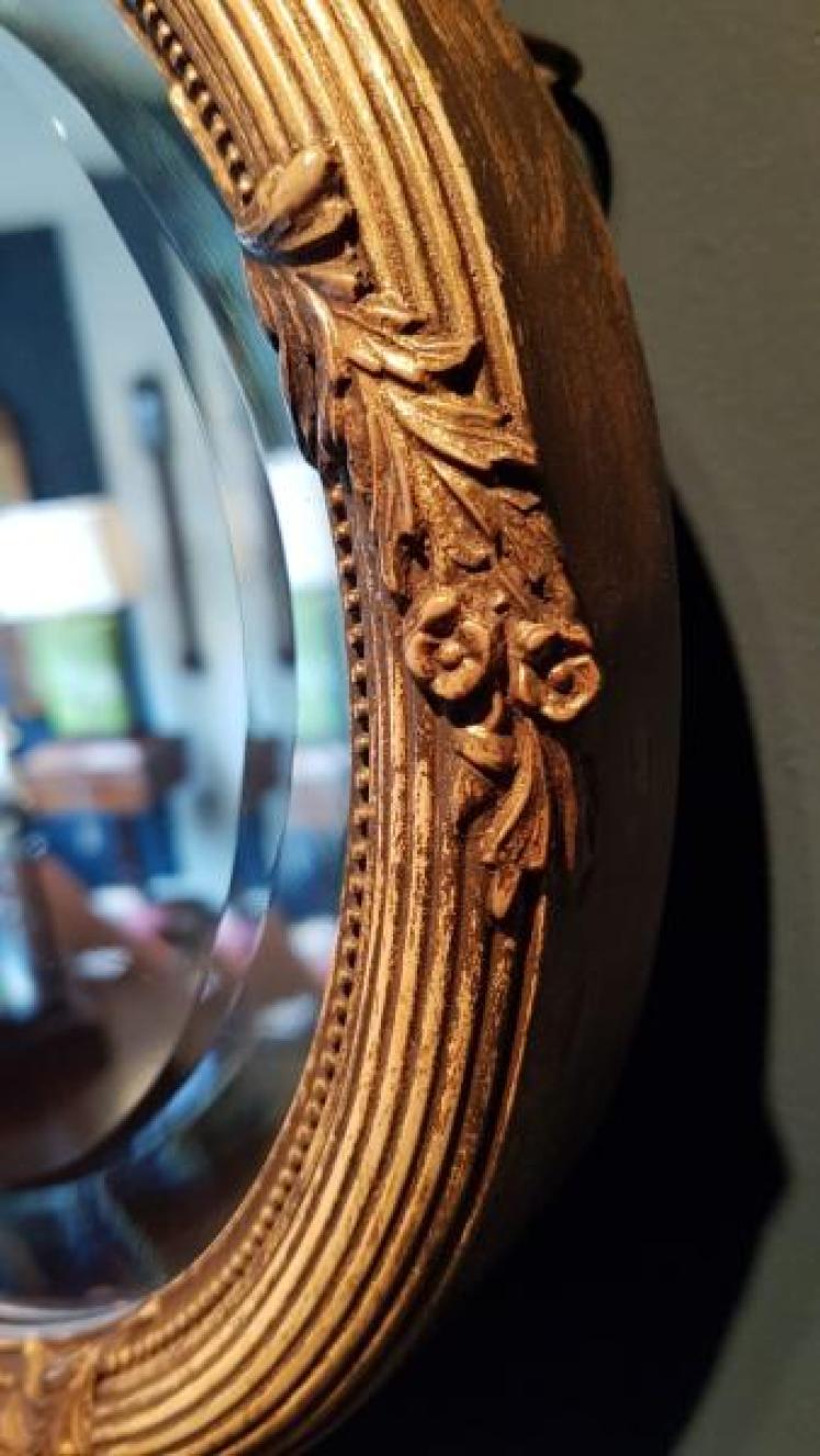Pair of Victorian Gilt Oval Mirrors - Image 5