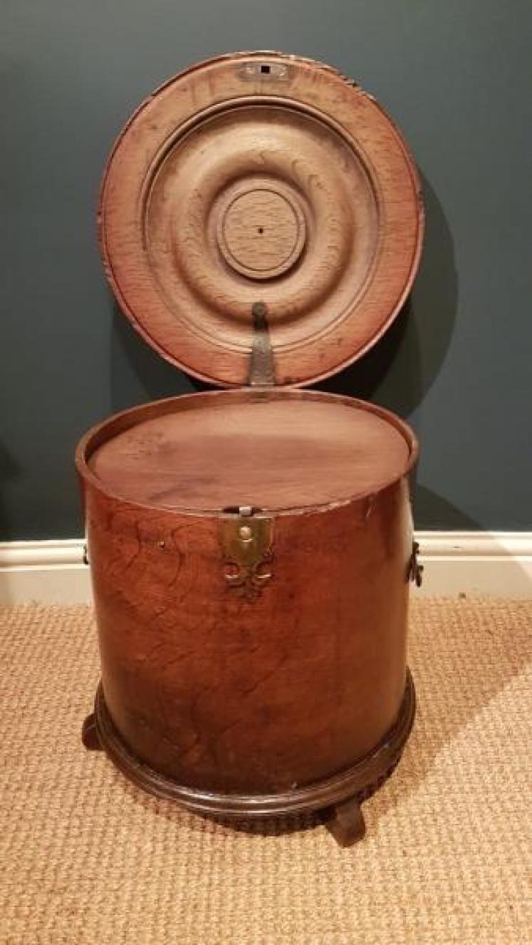 Unusual George III Oak Circular Close Stool - Image 4