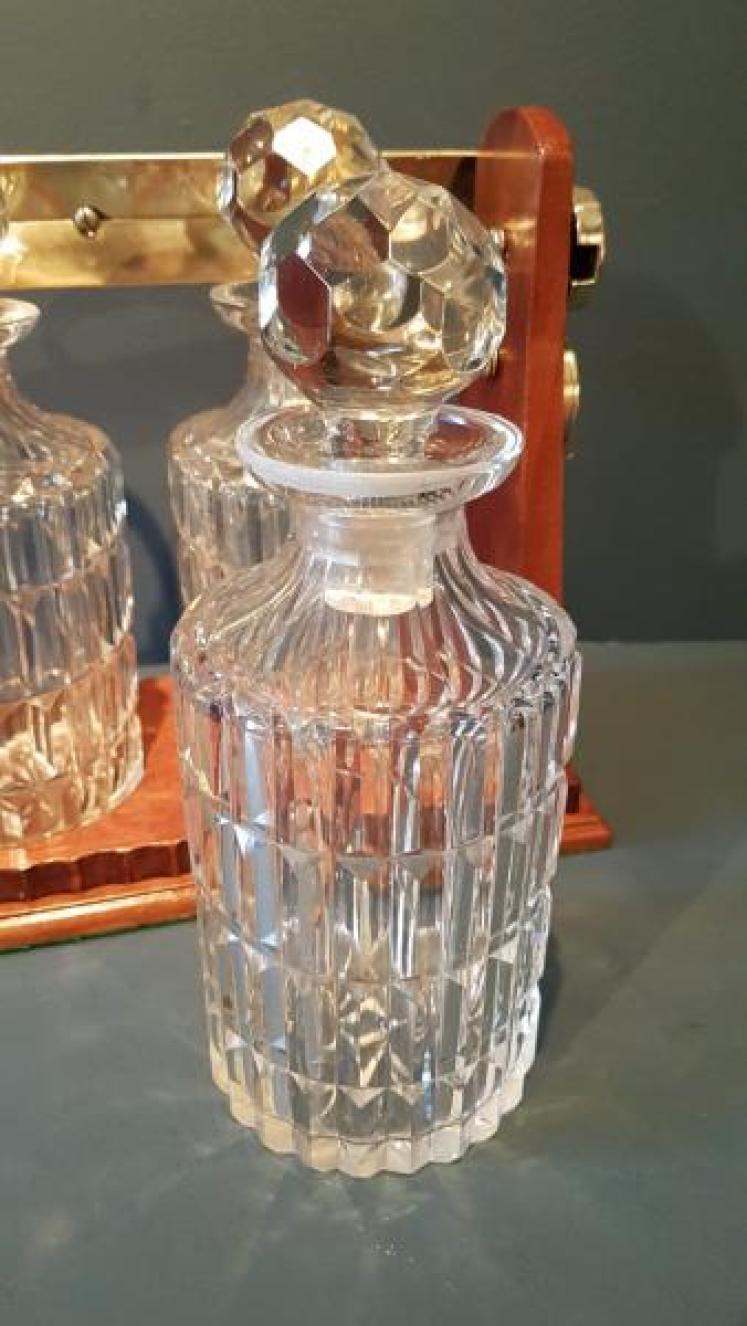 Victorian Mahogany and Brass 3 Bottle Tantalus - Image 3