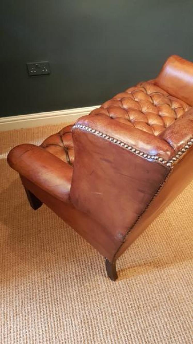 Small 1920's Wing Back Chesterfield Sofa - Image 4