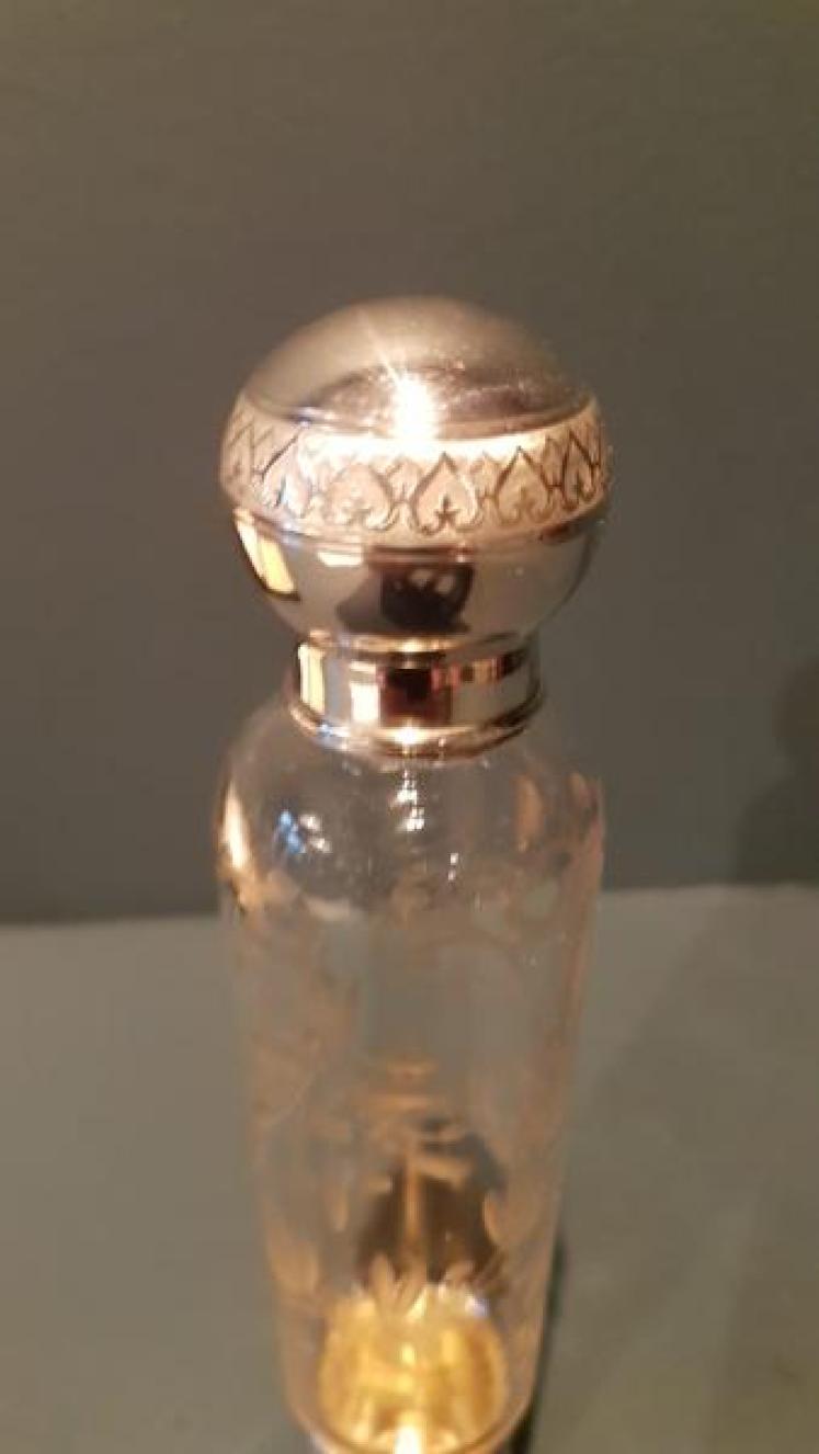 Fine Quality Edwardian Silver Mounted Opera Flask - Image 5