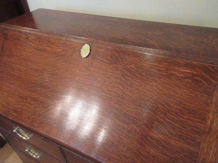 Small George II Period Oak Fall Front Bureau - Image 3