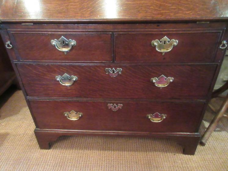 Small George II Period Oak Fall Front Bureau - Image 5