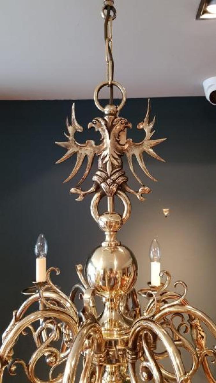 Superb Edwardian Brass Eight arm Chandelier - Image 2